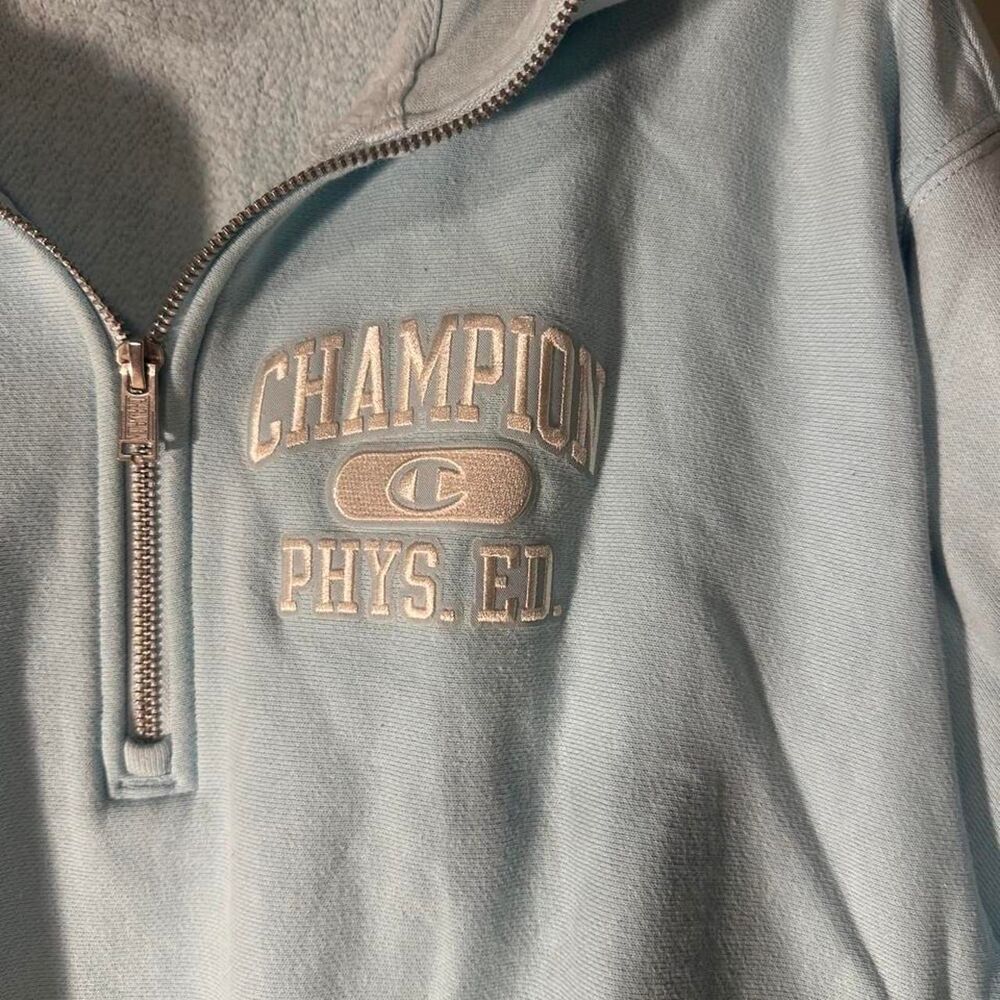 Champion Women's Blue Sweatshirt